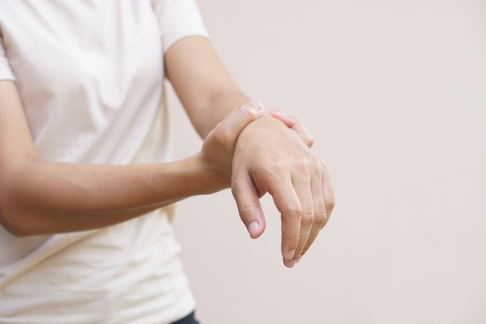 Upper Limb Numbness বা হাত অবশ ও ঝিনঝিনির evidence-based physiotherapy treatment